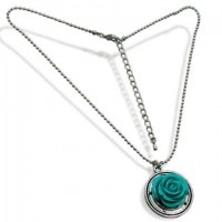 Kurze Halskette mit Rose "itz about a blue Rose"