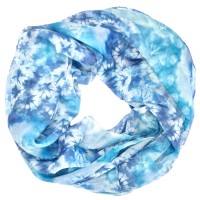 Leichter Loop / Rundschal mit Seidenanteil blau 'batik star'
