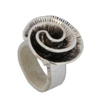 Ring mit  Besatz 'silver - spiral'